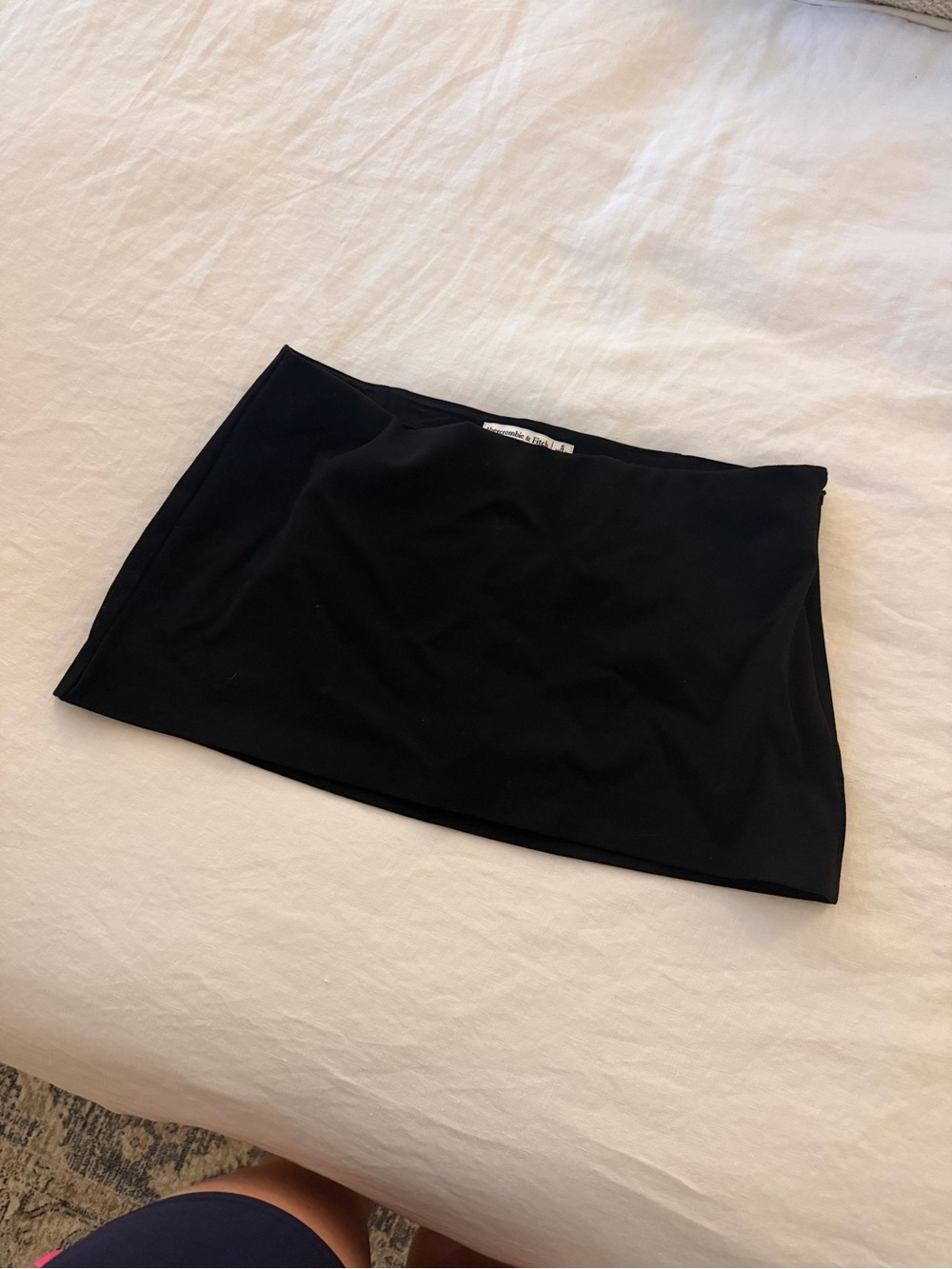 Abercrombie & Fitch Black lowrise Mini Skort